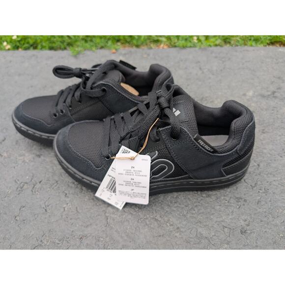 Adidas Mens Five Ten Freerider Flat Pedal Shoe Sz 8 Core Black Gray BMX Cycling - Picture 1 of 8